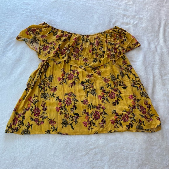 Golden Yellow & Redish Pink Floral Print Blouse from Torrid - Picture 7 of 8